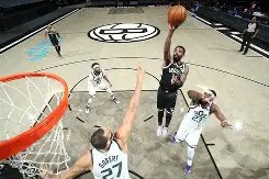 开云注册-包含布鲁克林篮网训练开放日，集结日官宣签约引欢呼，NBA常规赛在即，阵容厚度经受考验的词条