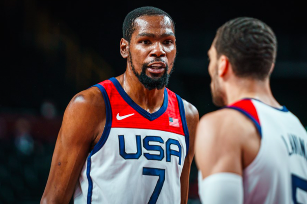 关于转会期北京首钢备战意甲里尔迎来里程碑备战葡超之后，广厦男篮今晚主帅复盘的信息